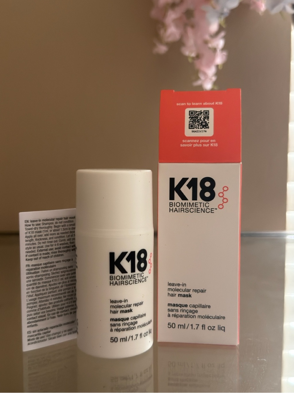 K18 Biomimetic Hairscience Leave-In Repair Mask — White